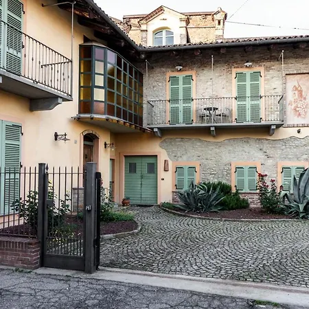 Residenza Isolina Monforte dʼAlba